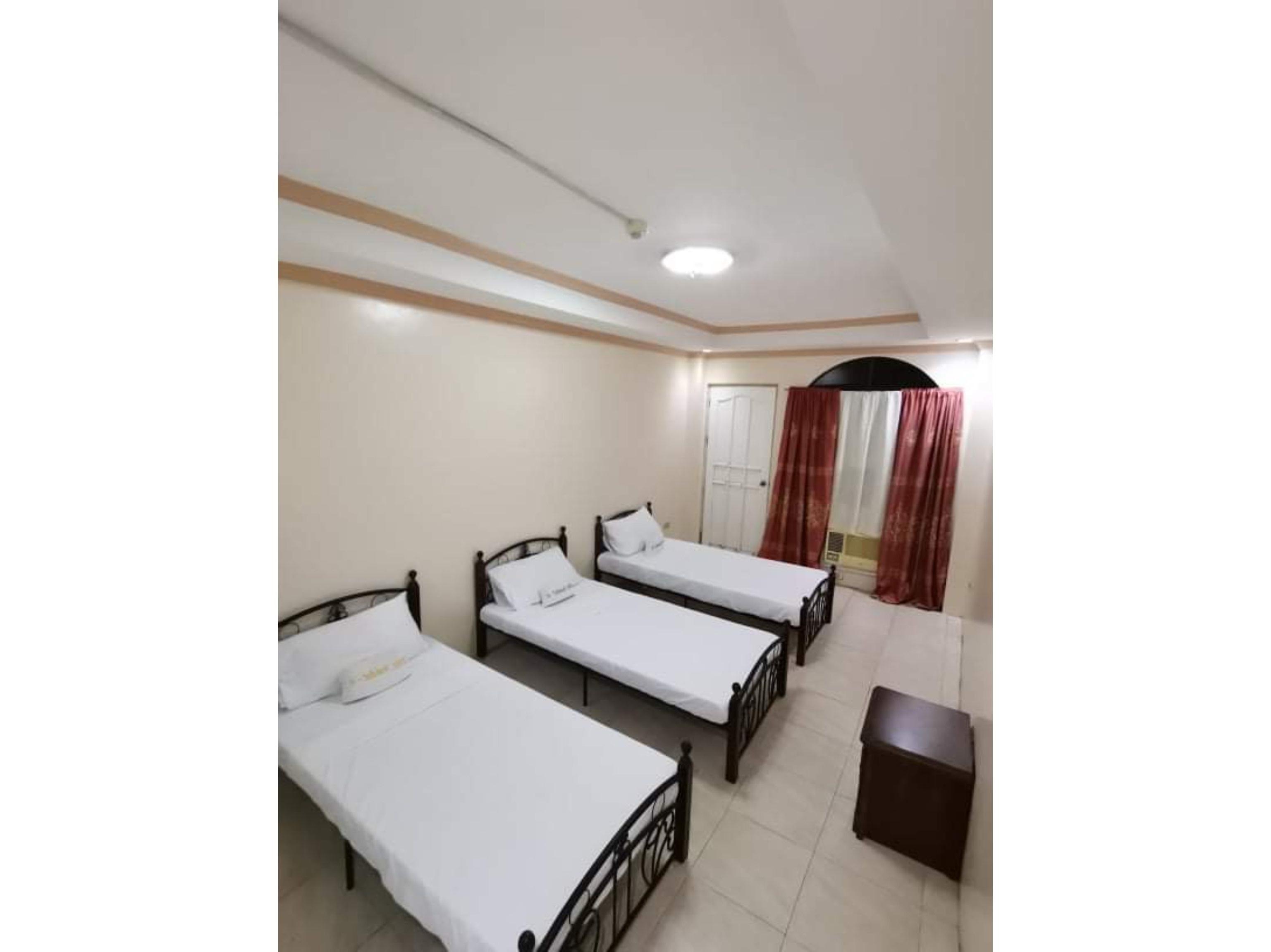 Oyo 799 Ddd Habitat Iloilo Ξενοδοχείο Εξωτερικό φωτογραφία