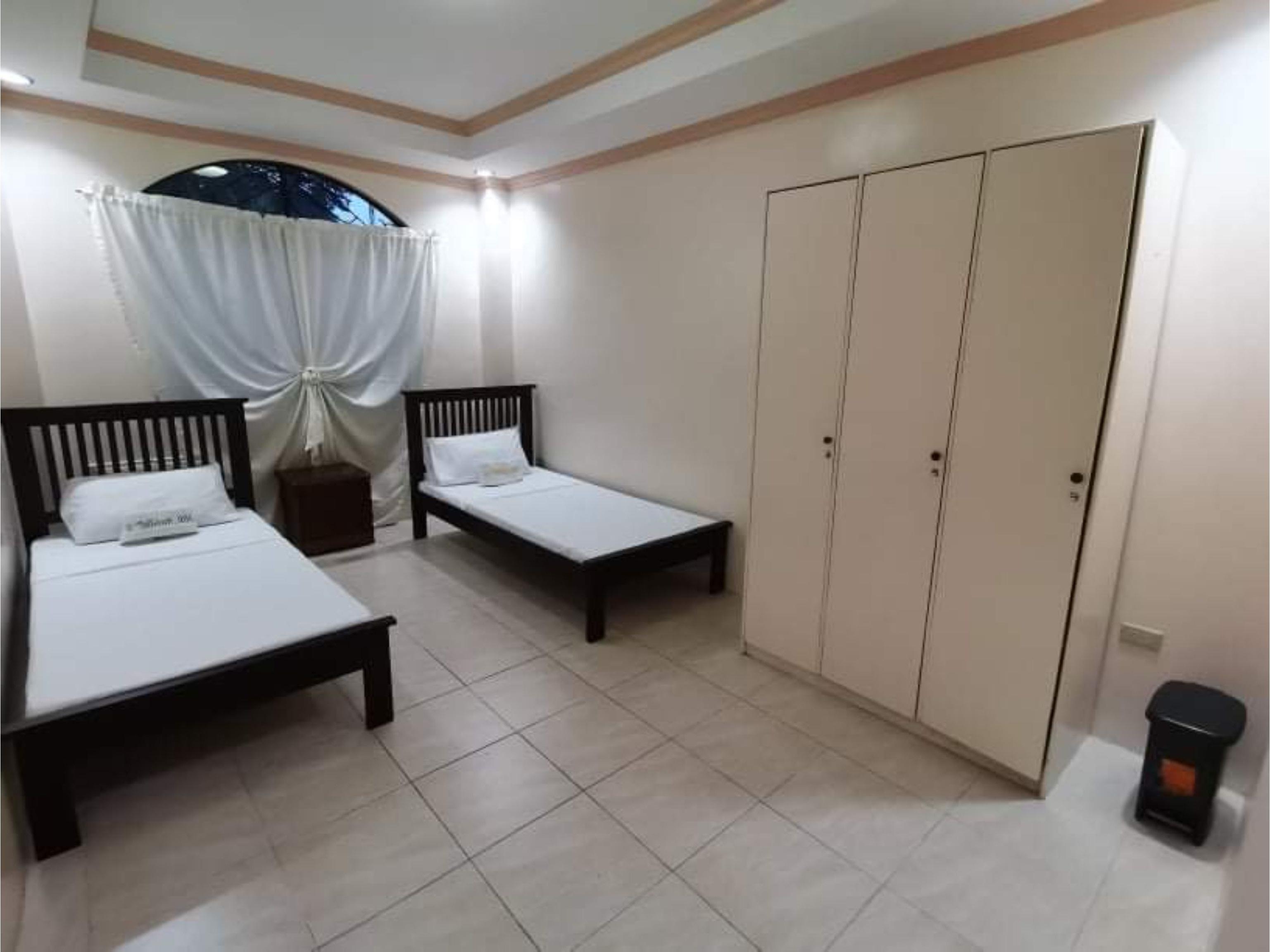 Oyo 799 Ddd Habitat Iloilo Ξενοδοχείο Εξωτερικό φωτογραφία