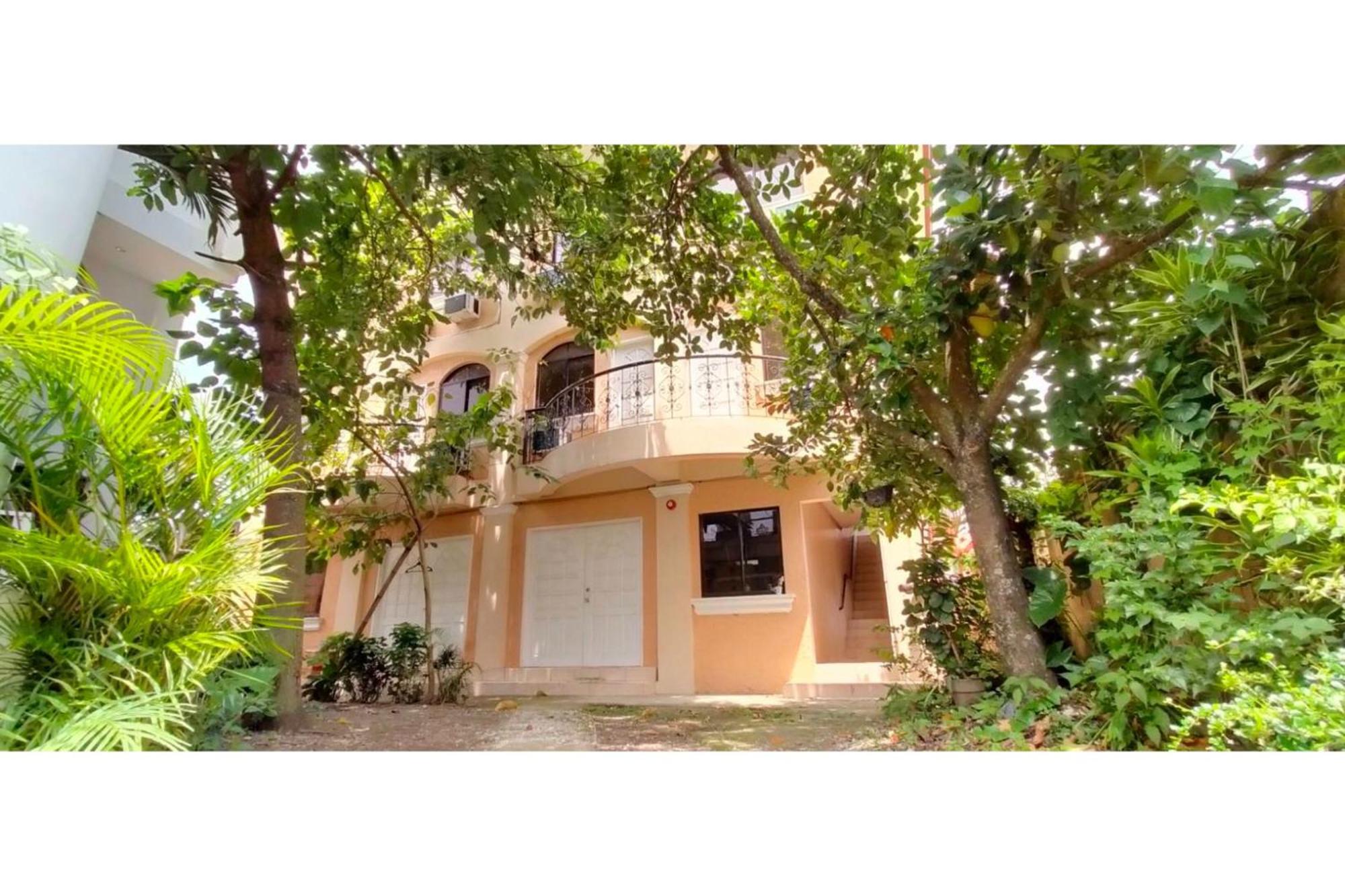 Oyo 799 Ddd Habitat Iloilo Ξενοδοχείο Εξωτερικό φωτογραφία